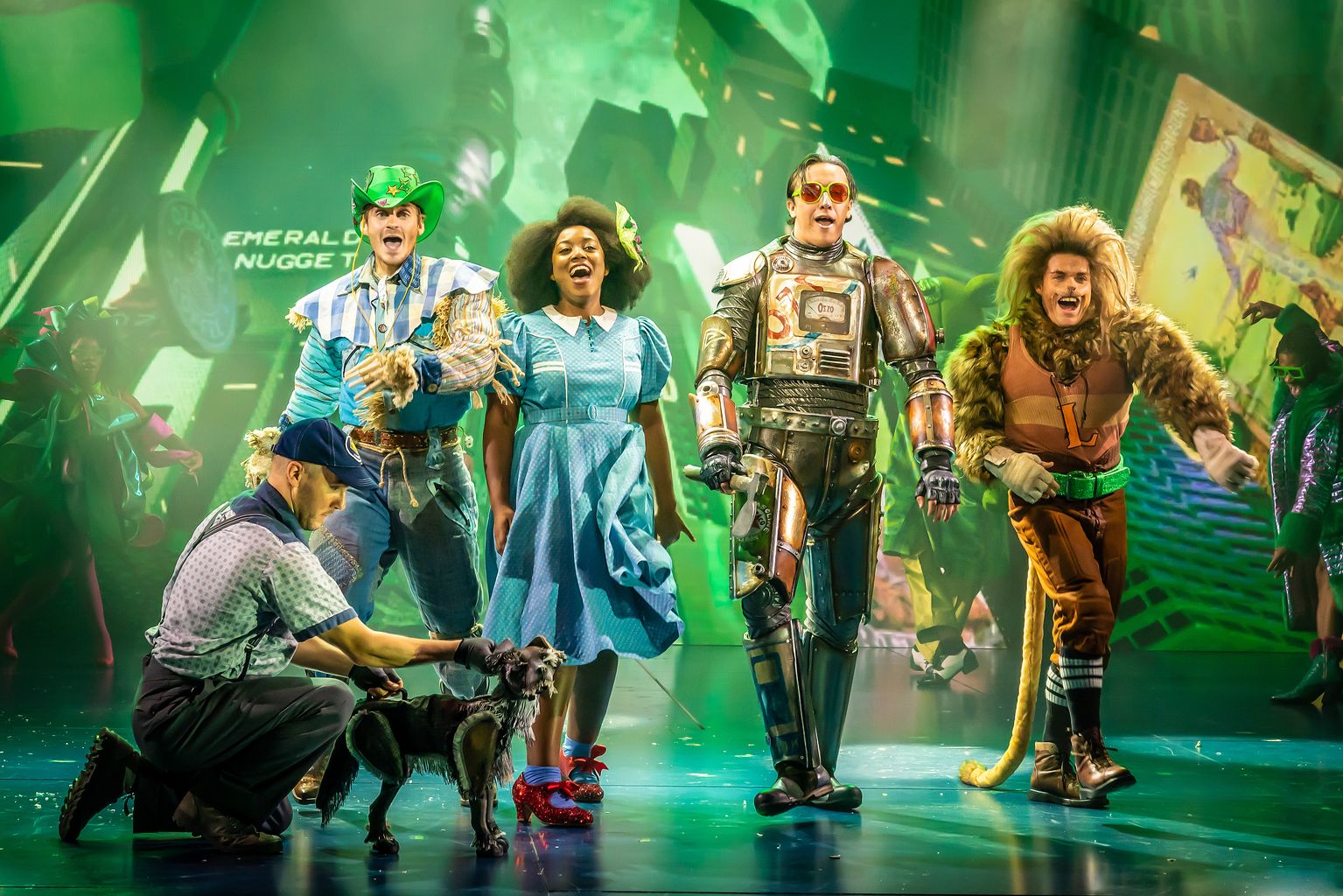 The Wizard of Oz announces UK tour Theatre Magic at the Musicals